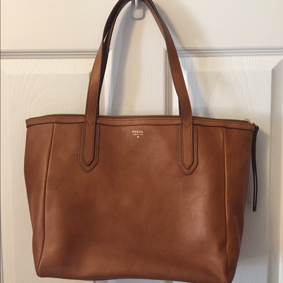 fossil sydney tote